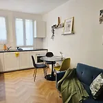 Charme Apt A Paris Ideal For 3P