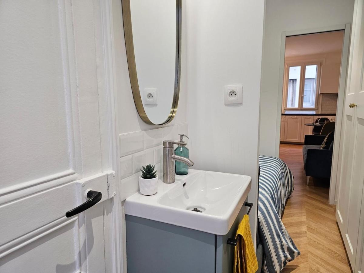 Charme A Ideal For 3p Apartment Paris
